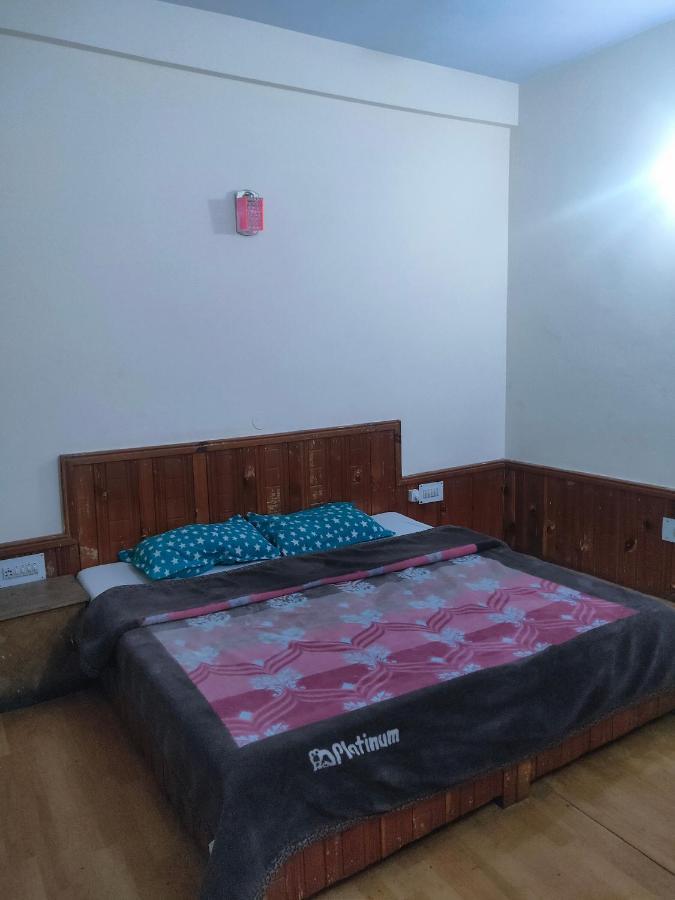 Hotel Deep Forest Kasol Esterno foto
