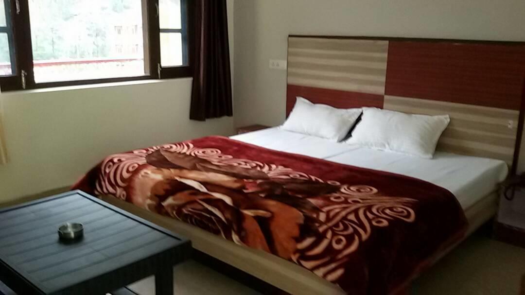 Hotel Deep Forest Kasol Esterno foto