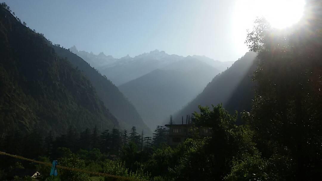 Hotel Deep Forest Kasol Esterno foto