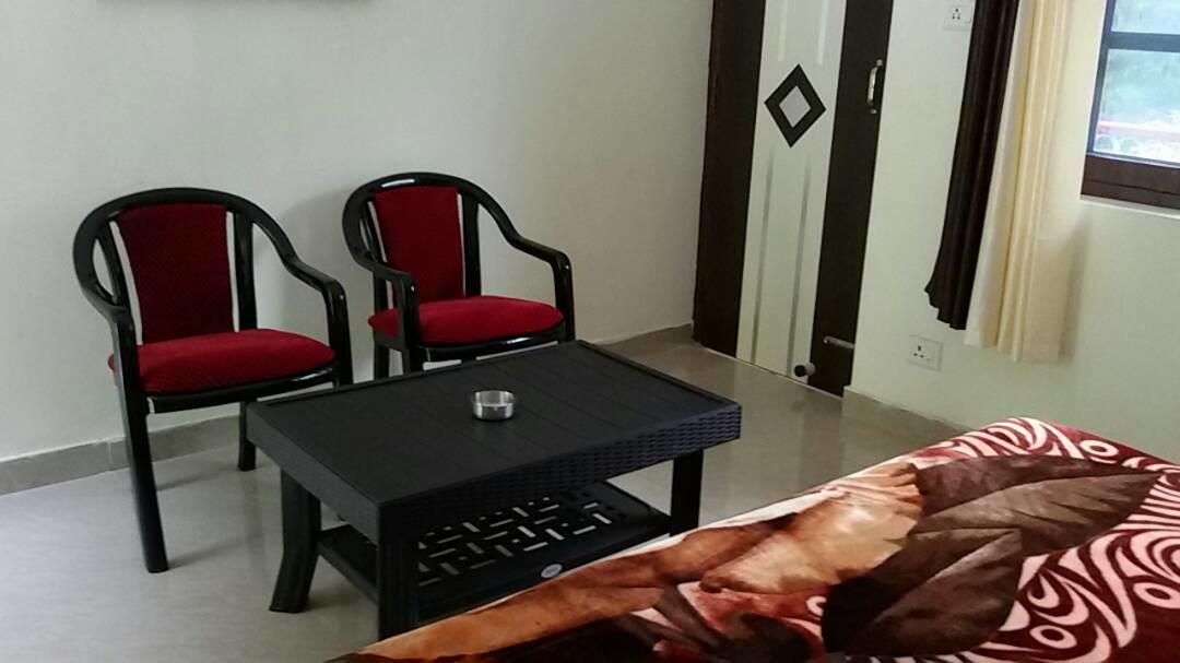 Hotel Deep Forest Kasol Esterno foto
